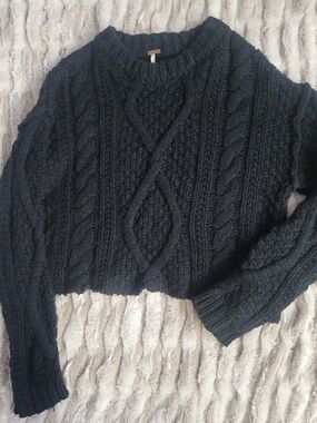 Free People Black Cable-Knit Cropped Crew Sweater
